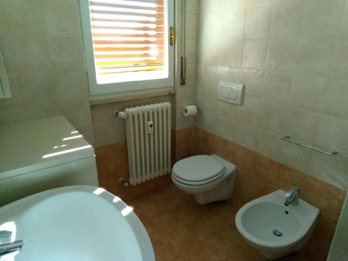 Miralago casa vacanze Apartamento Mandello del Lario Exterior foto