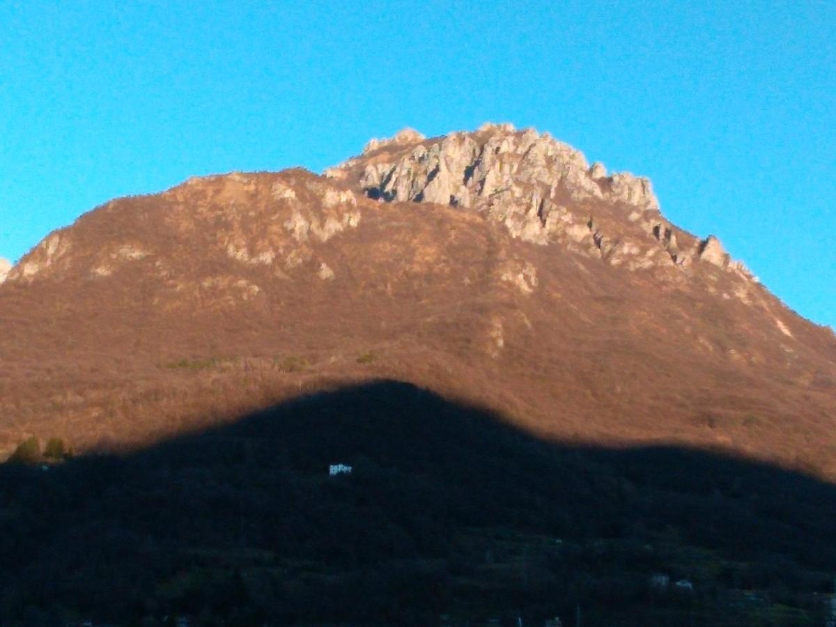 Miralago casa vacanze Apartamento Mandello del Lario Exterior foto
