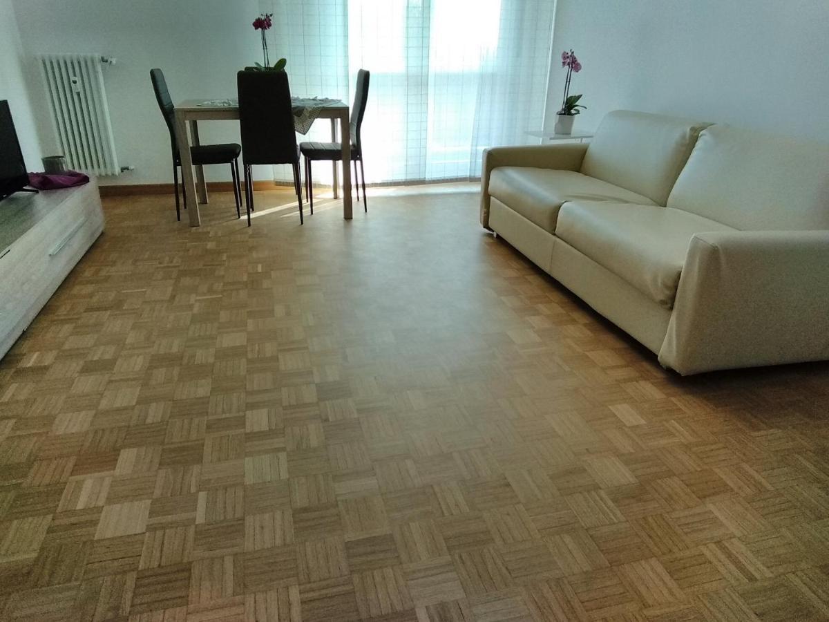 Miralago casa vacanze Apartamento Mandello del Lario Exterior foto